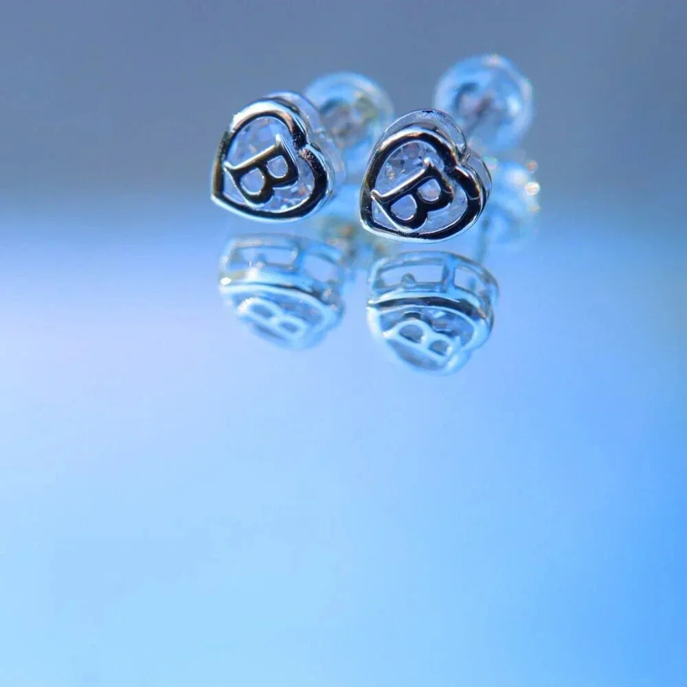 925 SILVERšHEART INITIAL STUD EARRINGS WOMEN TEEN GIRLS MOM DAUGHTER, ELDM153S - Picture 6 of 7